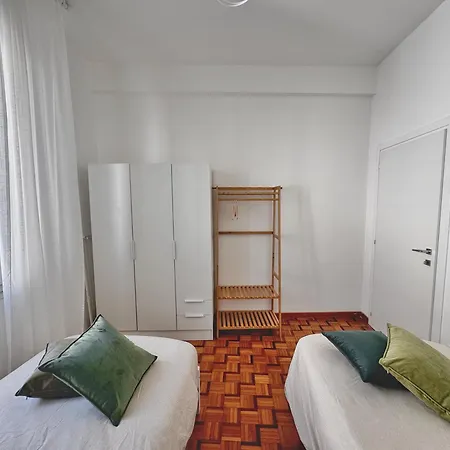 アパート Dimora Pasolini , Stylish Two Bedroom In The Historic Center ラヴェンナ
