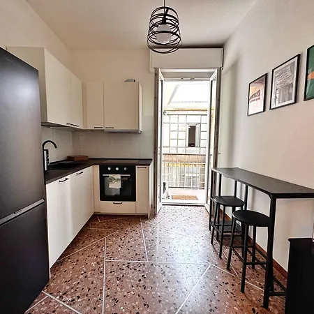 Dimora Pasolini , Stylish Two Bedroom In The Historic Center * ראבנה