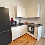 Dimora Pasolini , Stylish Two Bedroom In The Historic Center Lejlighed