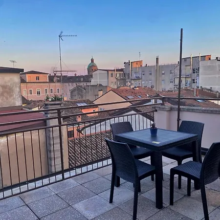 Dimora Pasolini , Stylish Two Bedroom In The Historic Center