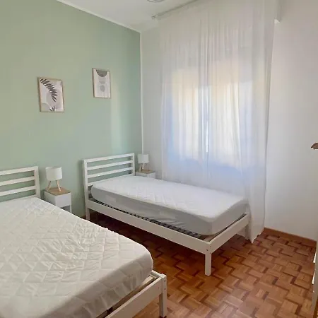 Dimora Pasolini , Stylish Two Bedroom In The Historic Center 아파트 *