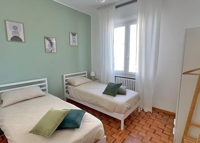 Dimora Pasolini , Stylish Two Bedroom In The Historic Center *